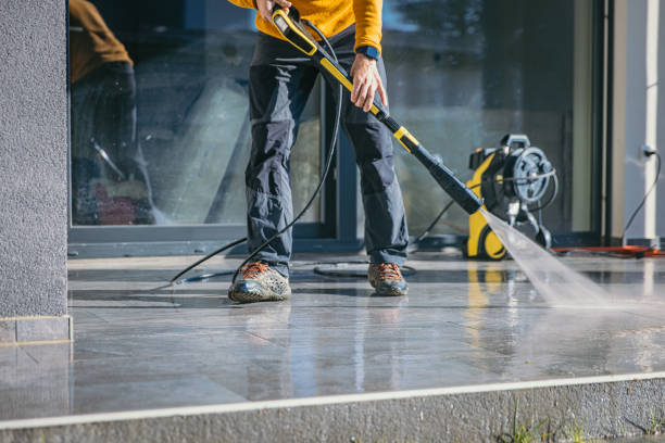 Best Deck Pressure Washing  in Springmont, PA