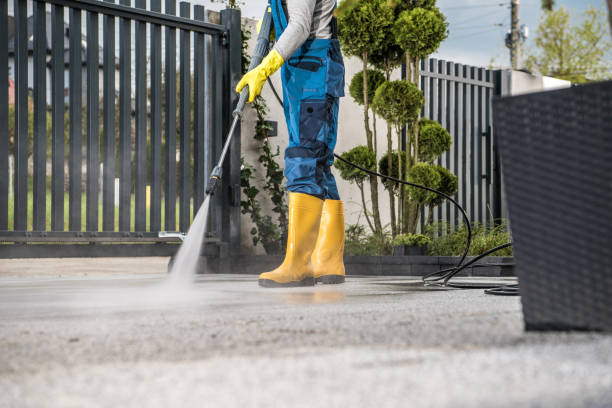 Best Deck Pressure Washing  in Springmont, PA